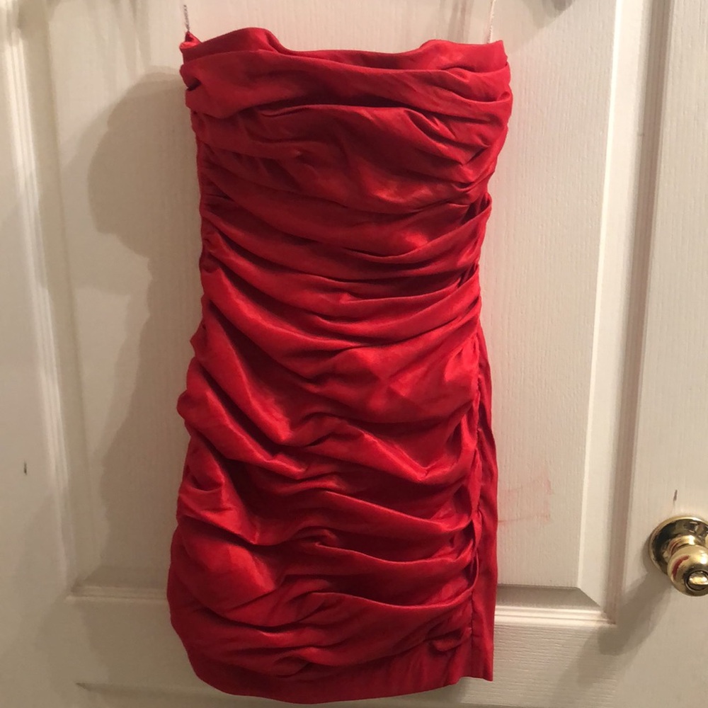 Jessica McClintock Ruby Red Strapless Homecoming Dress